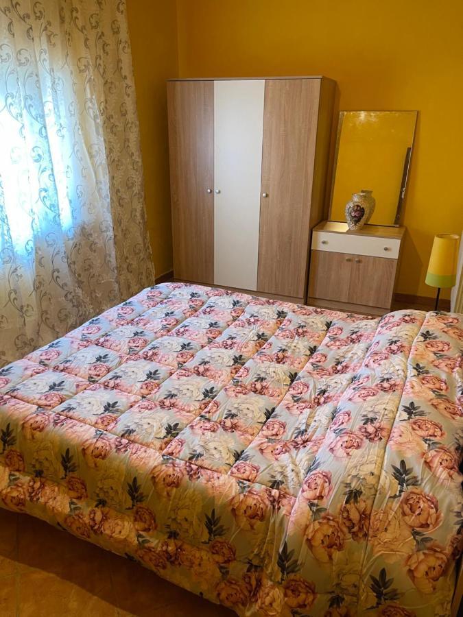 The Second Luzieth'S Home Lesegno Екстериор снимка